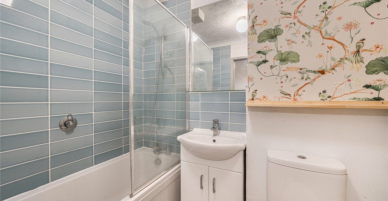 2 bedroom house for sale in Sydenham | Robinson Jackson