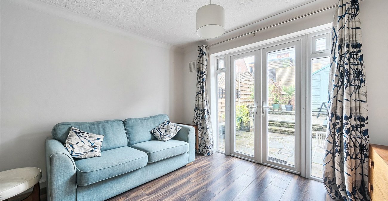 2 bedroom house for sale in Sydenham | Robinson Jackson