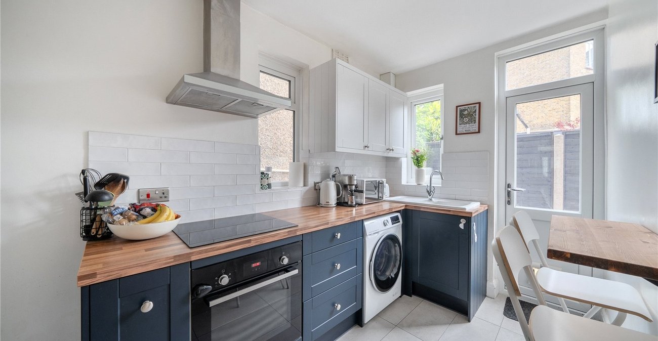 2 bedroom property for sale in Sydenham | Robinson Jackson