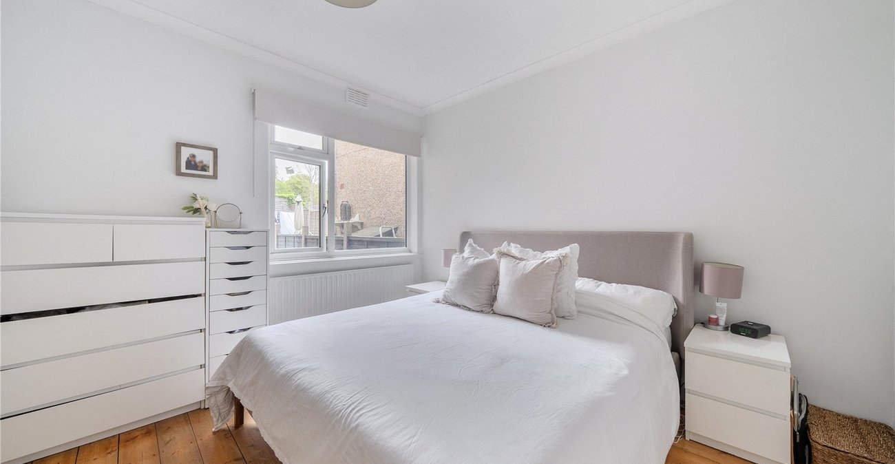 2 bedroom property for sale in Sydenham | Robinson Jackson