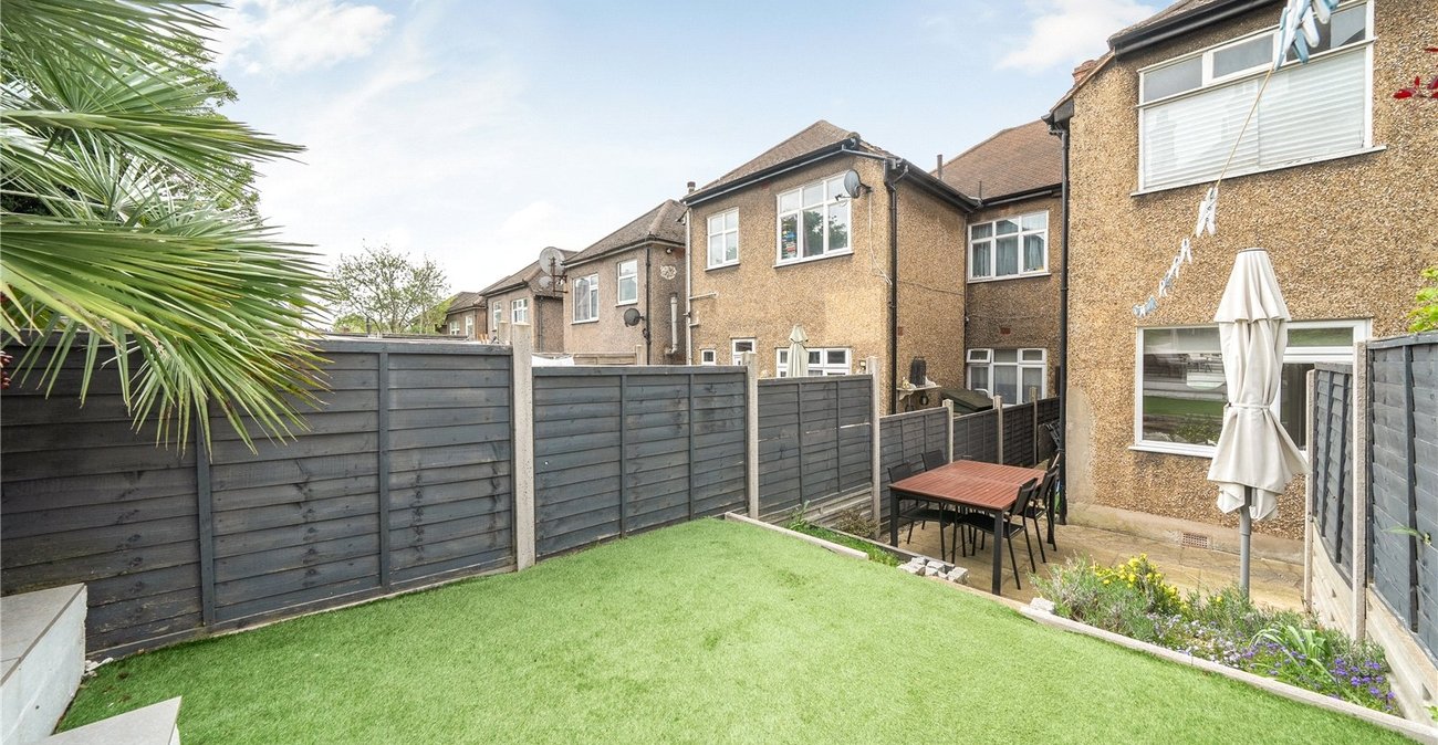 2 bedroom property for sale in Sydenham | Robinson Jackson