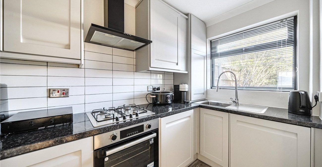 2 bedroom house for sale in Sydenham | Robinson Jackson