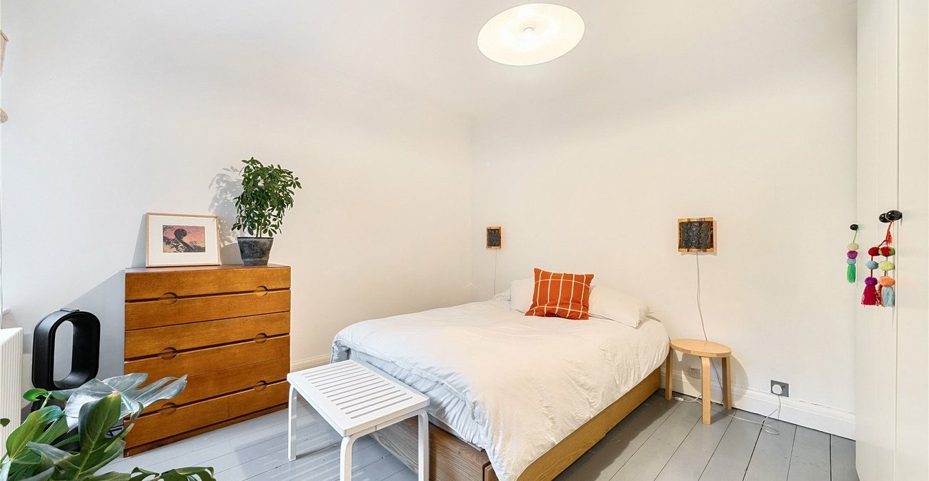 2 bedroom property for sale in Sydenham | Robinson Jackson