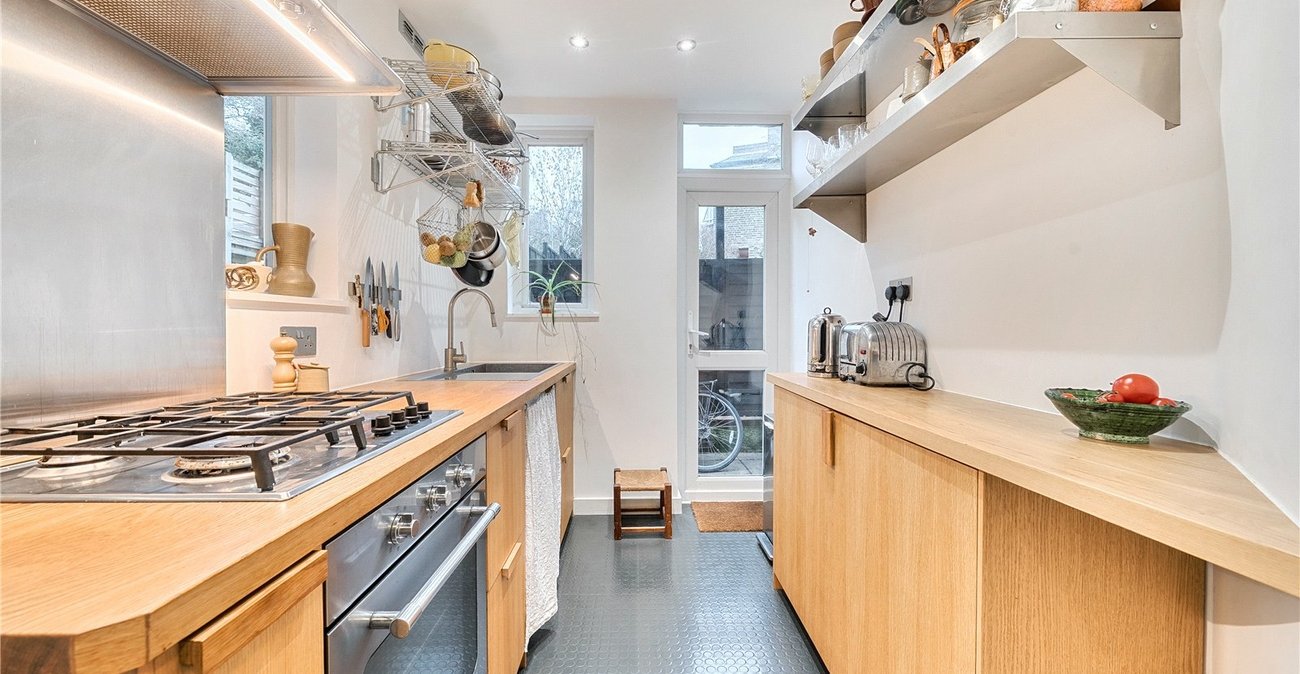 2 bedroom property for sale in Sydenham | Robinson Jackson