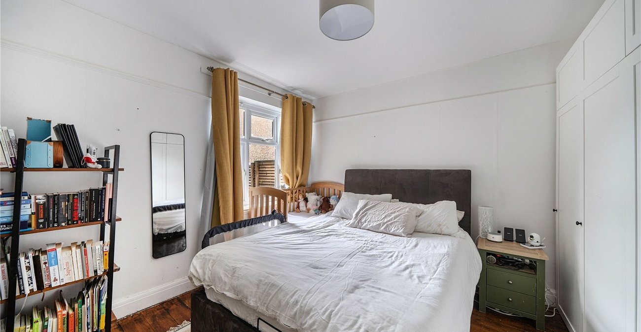 2 bedroom property for sale in Sydenham | Robinson Jackson