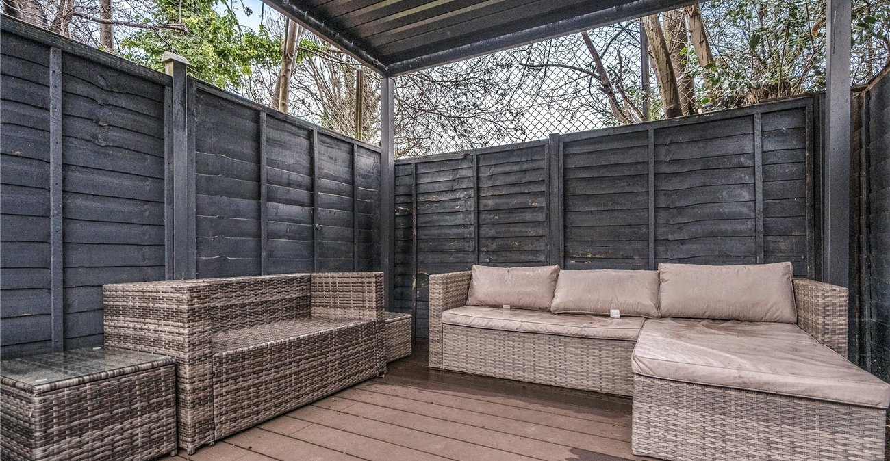 2 bedroom property for sale in Sydenham | Robinson Jackson