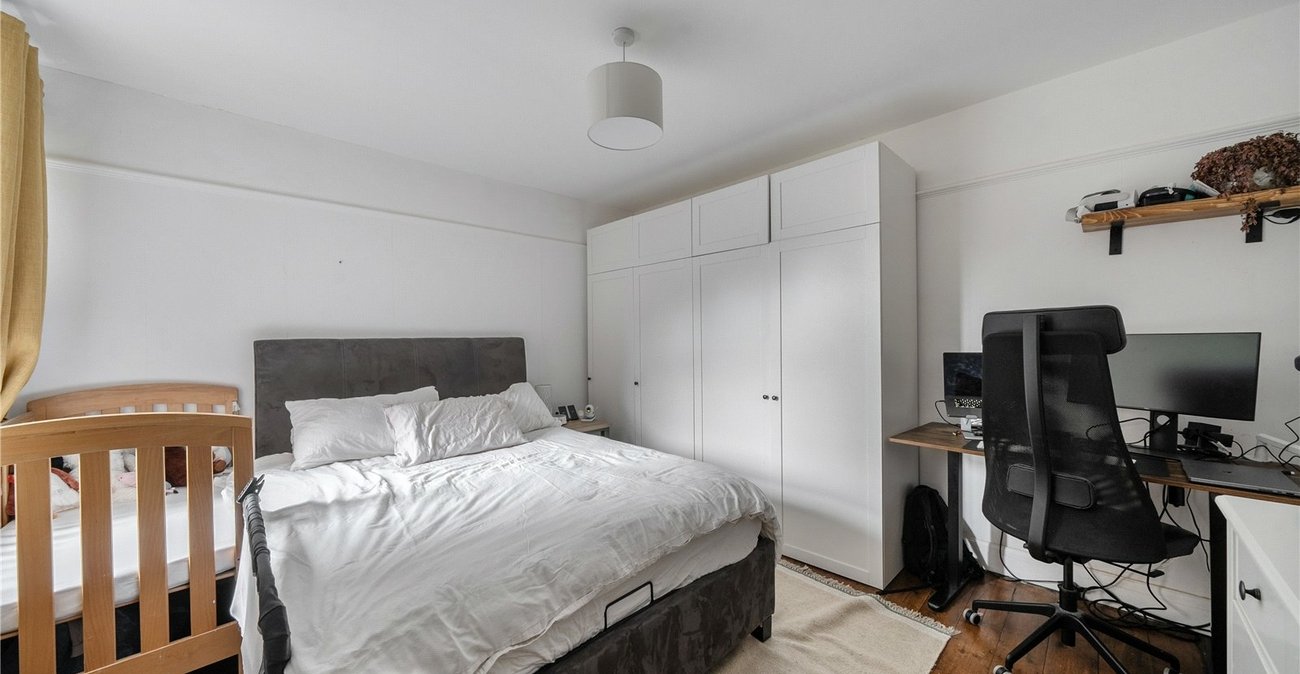 2 bedroom property for sale in Sydenham | Robinson Jackson