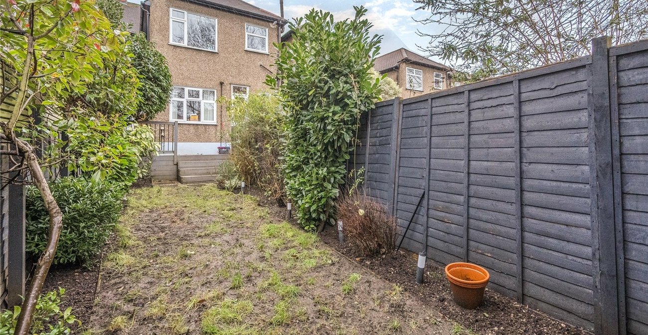 2 bedroom property for sale in Sydenham | Robinson Jackson