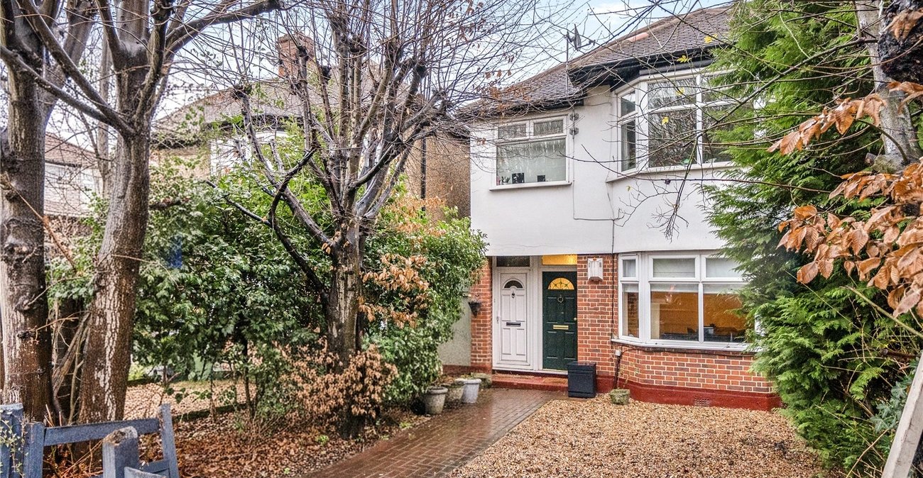 2 bedroom property for sale in Sydenham | Robinson Jackson