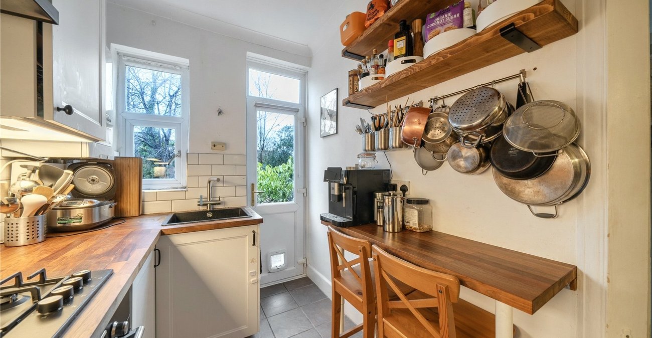 2 bedroom property for sale in Sydenham | Robinson Jackson