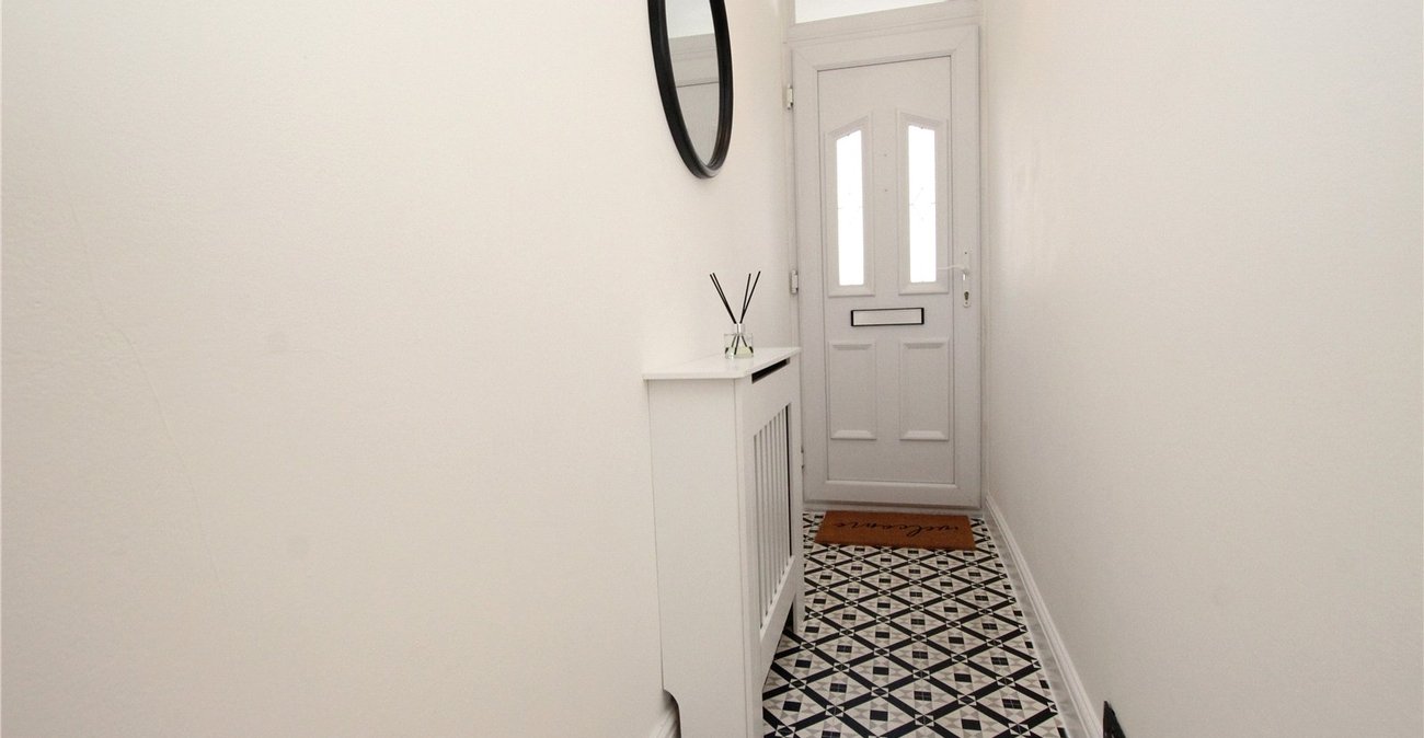 3 bedroom house for sale in Plumstead Common | Robinson Jackson