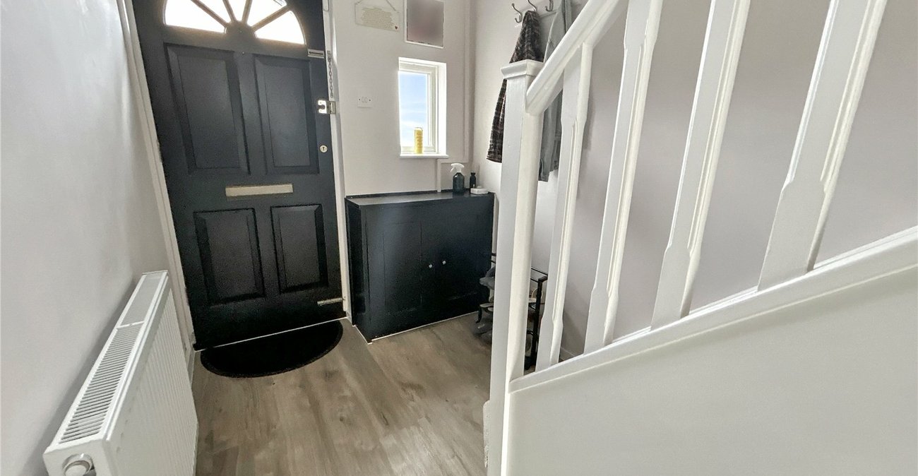 2 bedroom house for sale in Sidcup | Robinson Jackson