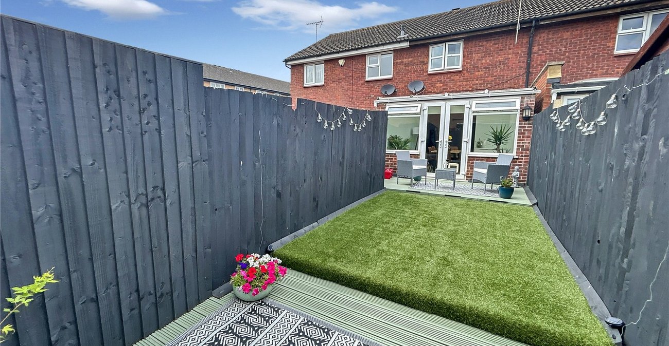 2 bedroom house for sale in Sidcup | Robinson Jackson