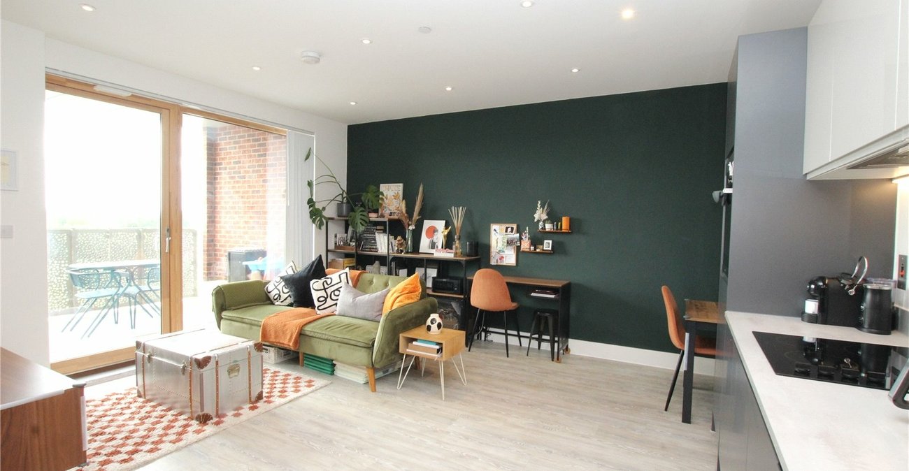 2 bedroom property for sale in Abbey Wood | Robinson Jackson