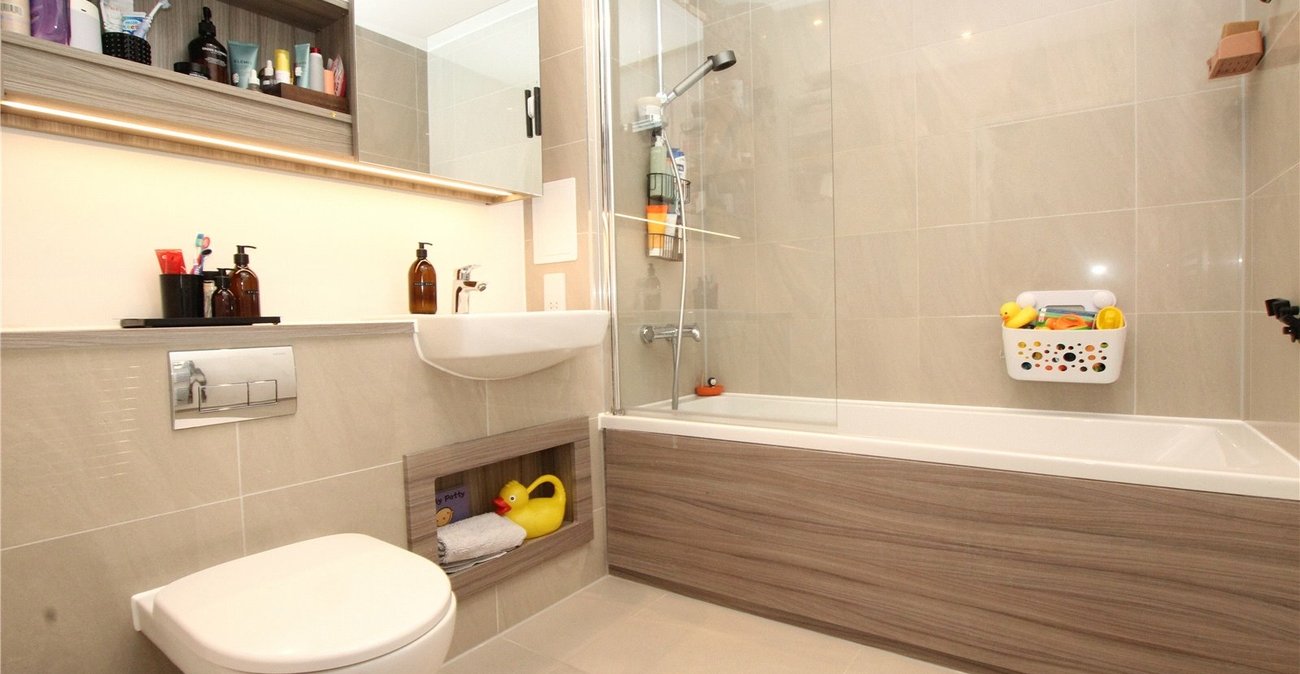 2 bedroom property for sale in Abbey Wood | Robinson Jackson