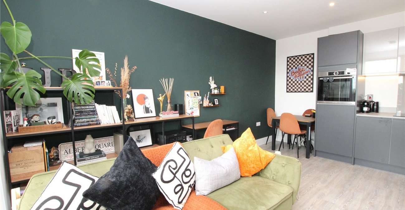 2 bedroom property for sale in Abbey Wood | Robinson Jackson