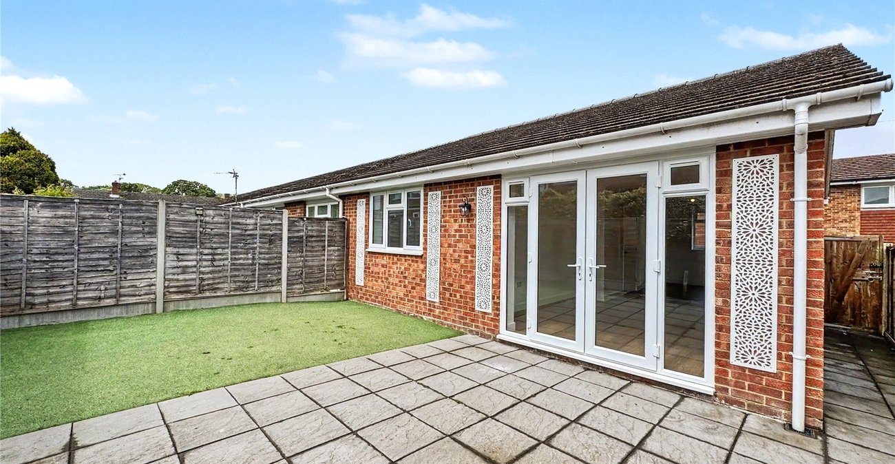 1 bedroom bungalow for sale in Parkwood | Robinson Michael & Jackson