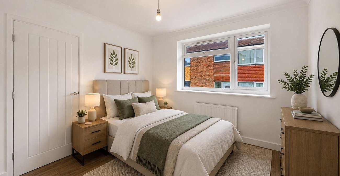 1 bedroom bungalow for sale in Parkwood | Robinson Michael & Jackson