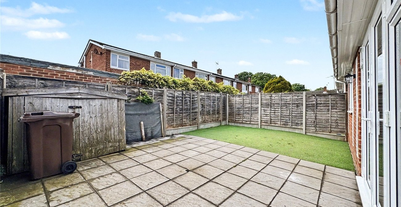 1 bedroom bungalow for sale in Parkwood | Robinson Michael & Jackson