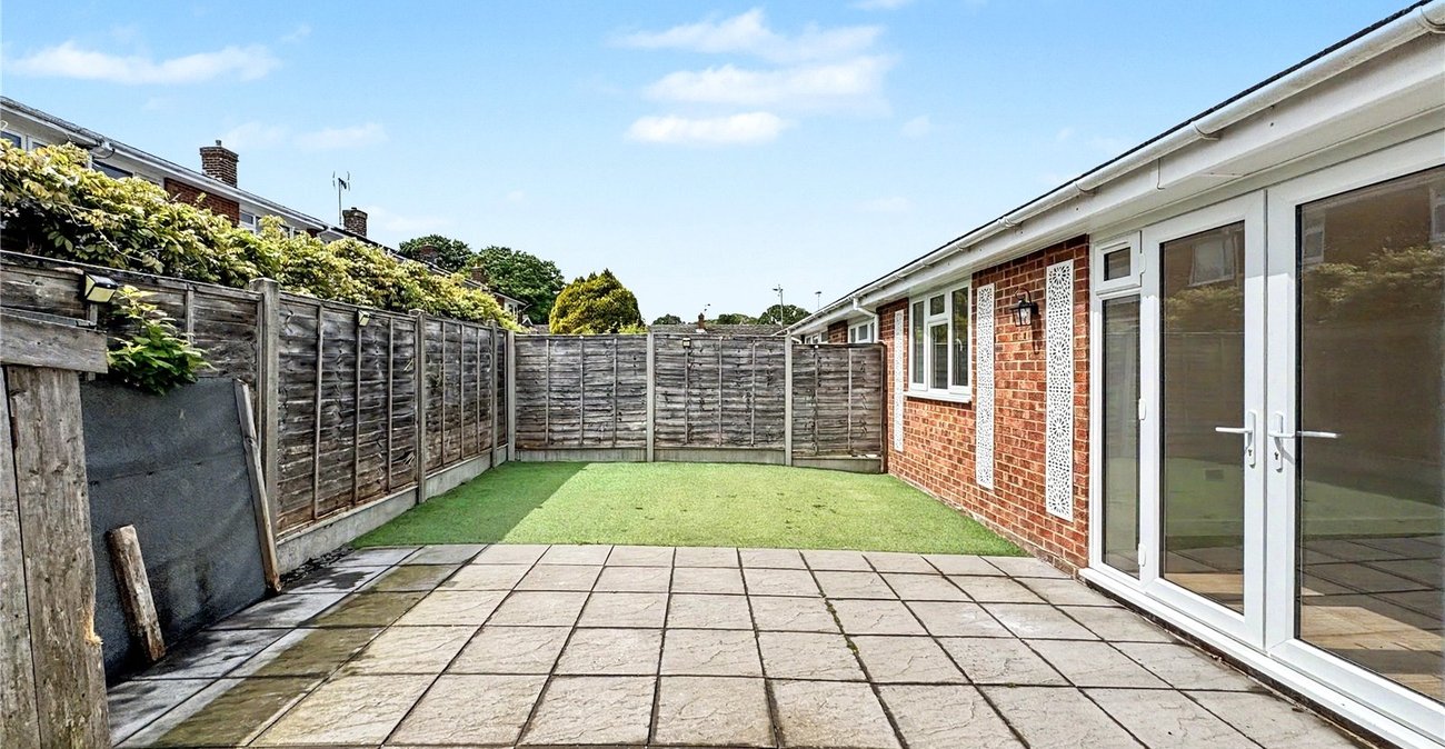 1 bedroom bungalow for sale in Parkwood | Robinson Michael & Jackson