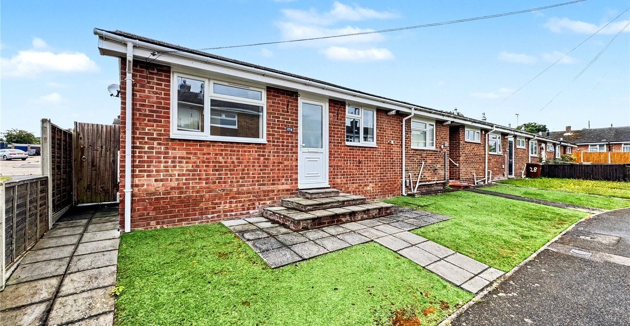 1 bedroom bungalow for sale in Parkwood | Robinson Michael & Jackson