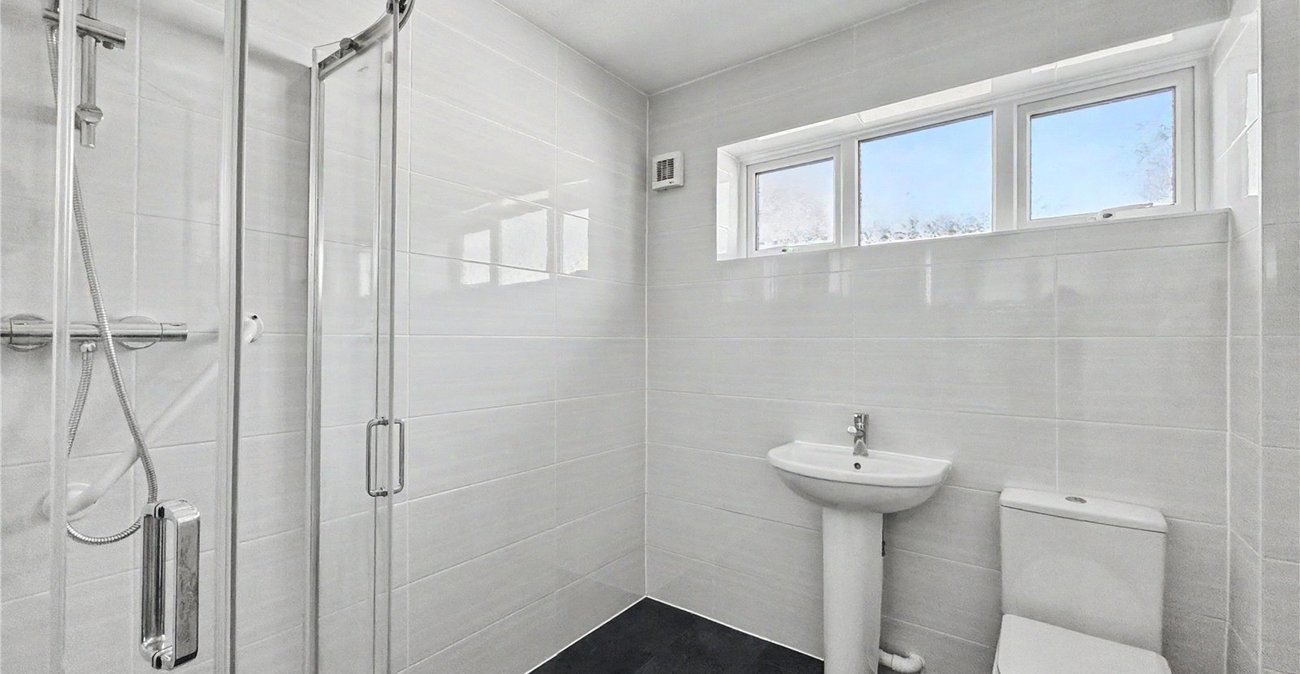 1 bedroom bungalow for sale in Parkwood | Robinson Michael & Jackson