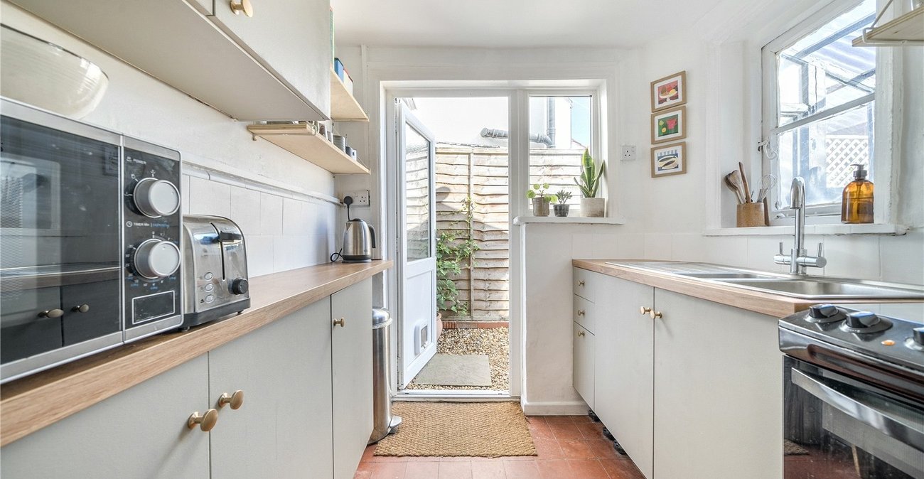 2 bedroom house for sale in Sydenham | Robinson Jackson