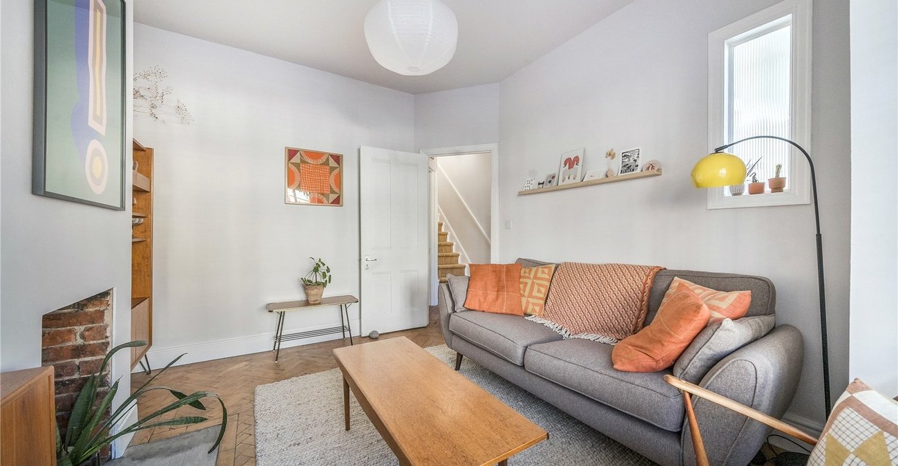 2 bedroom house for sale in Sydenham | Robinson Jackson