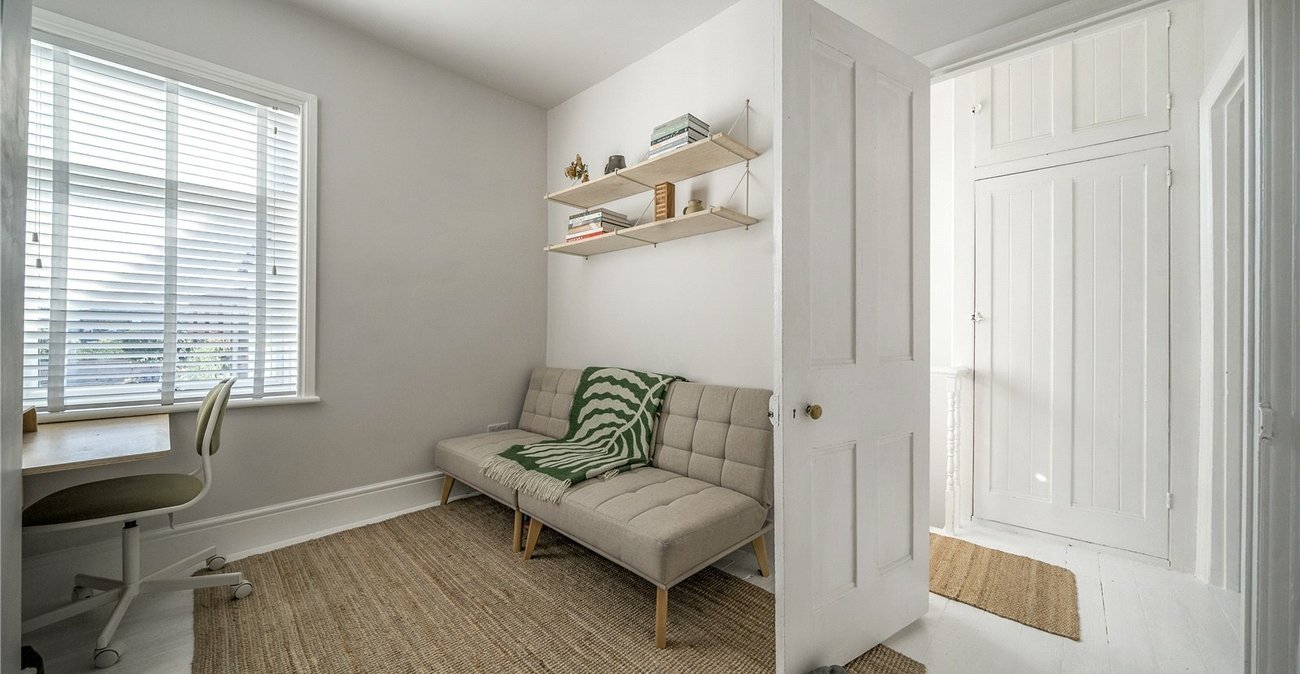 2 bedroom house for sale in Sydenham | Robinson Jackson