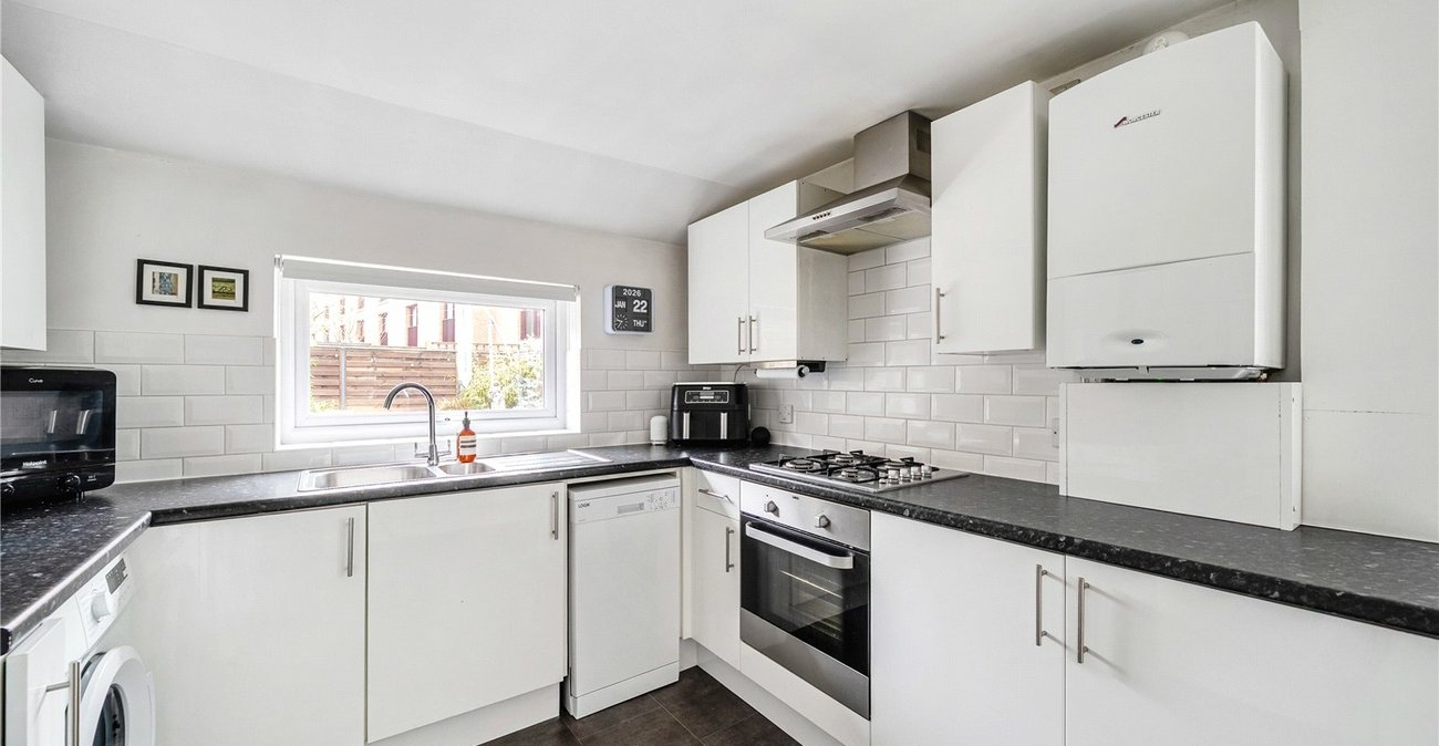 2 bedroom house for sale in Sydenham | Robinson Jackson