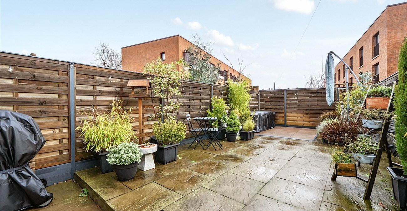 2 bedroom house for sale in Sydenham | Robinson Jackson