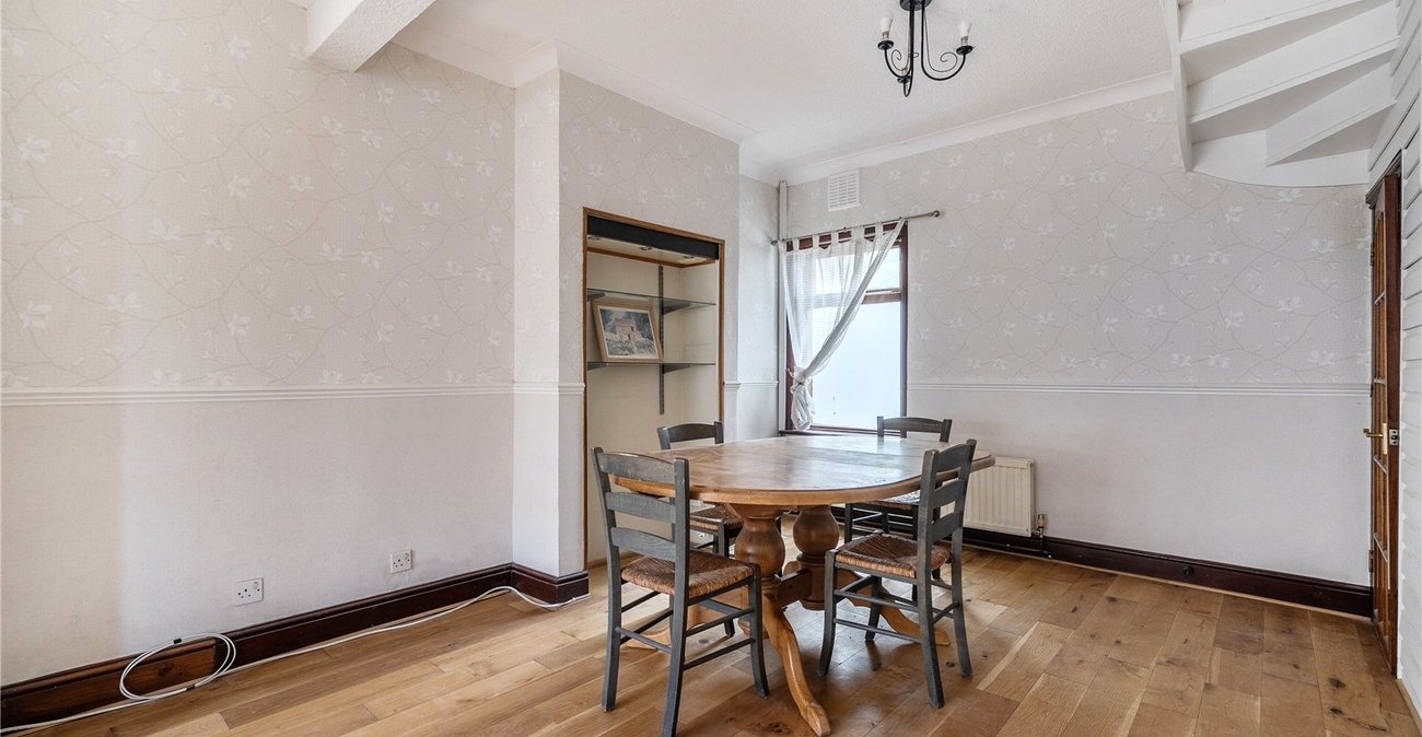 2 bedroom house for sale in Sydenham | Robinson Jackson