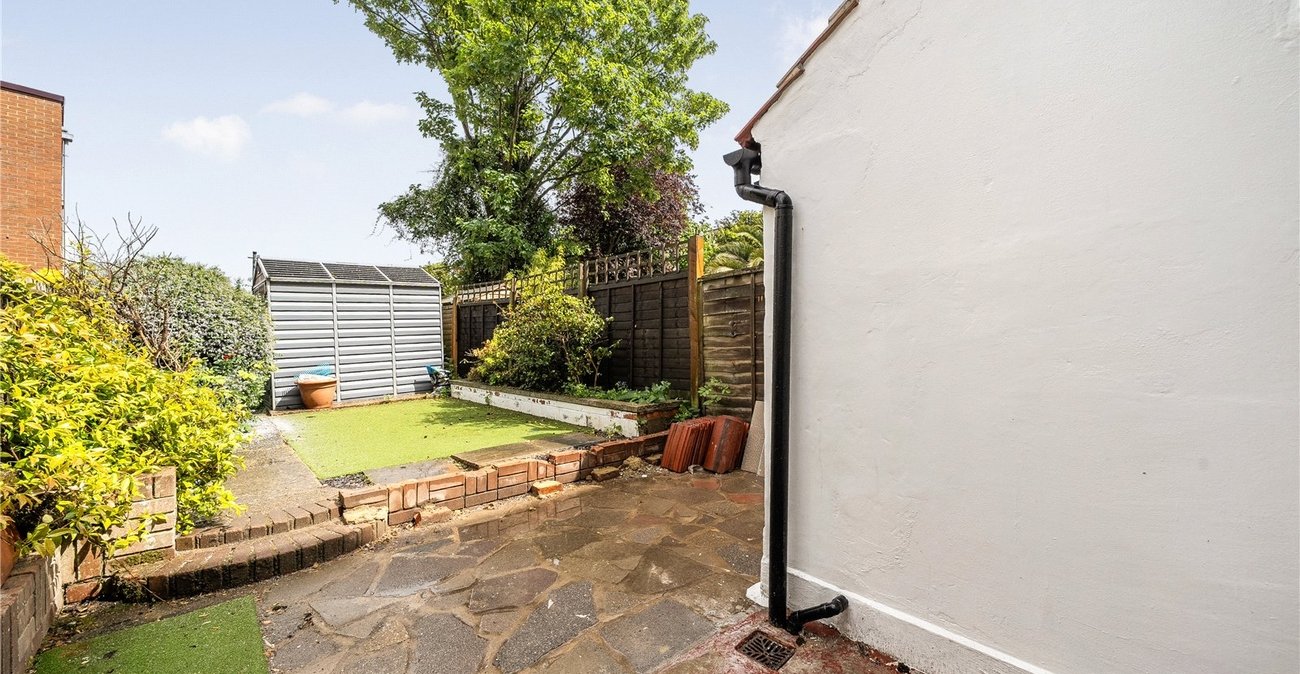 2 bedroom house for sale in Sydenham | Robinson Jackson