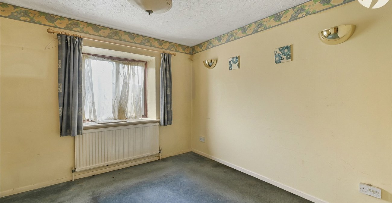 2 bedroom house for sale in Dartford | Robinson Jackson