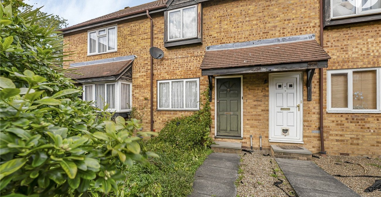 2 bedroom house for sale in Dartford | Robinson Jackson