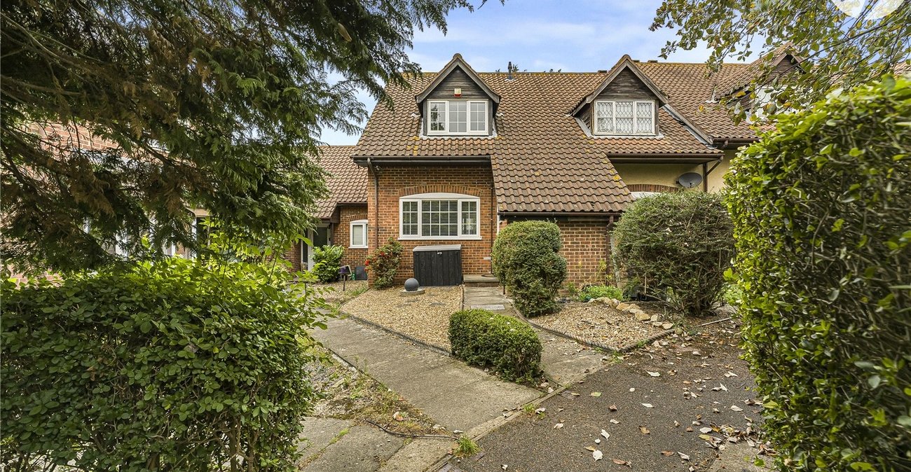 3 bedroom house for sale in Dartford | Robinson Jackson