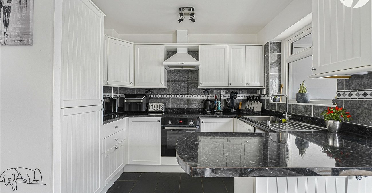 3 bedroom house for sale in Dartford | Robinson Jackson