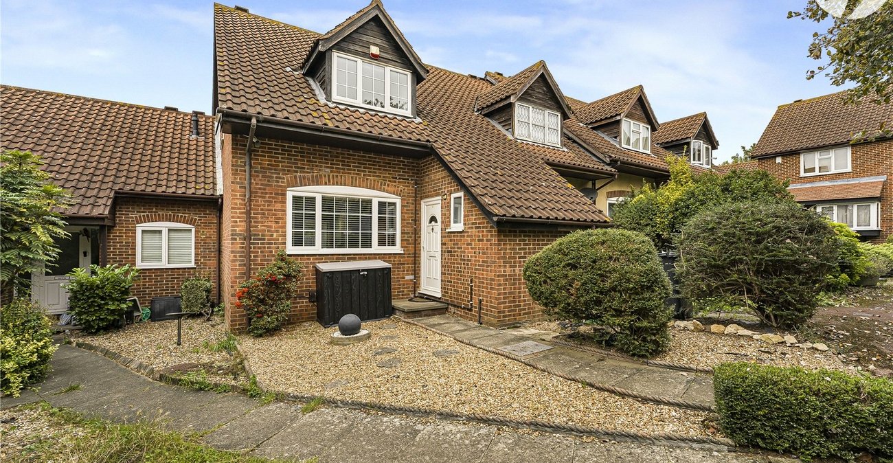 3 bedroom house for sale in Dartford | Robinson Jackson