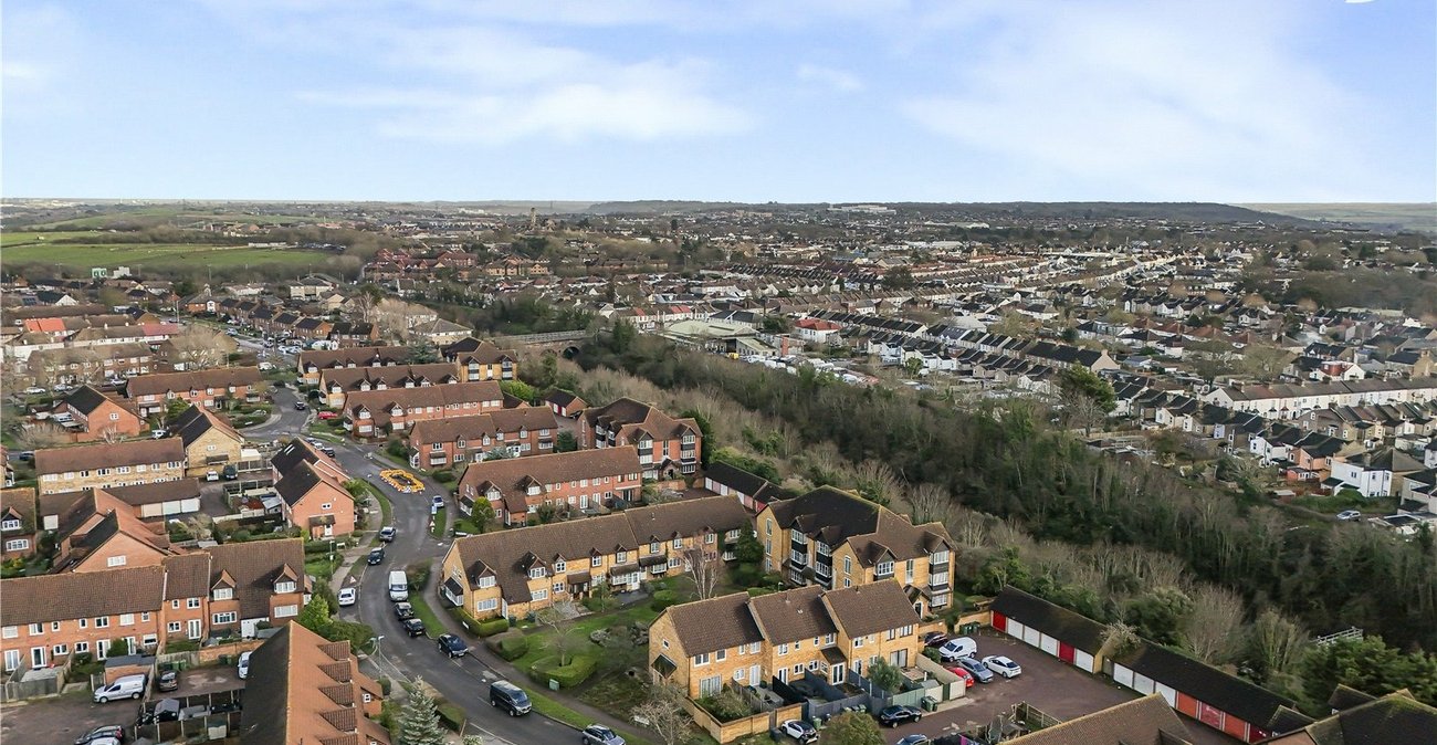 3 bedroom house for sale in Dartford | Robinson Jackson