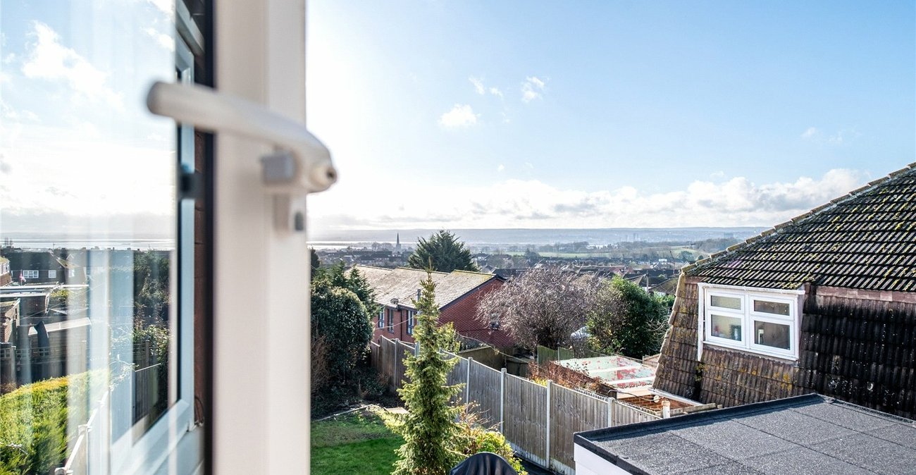 2 bedroom house for sale in Hoo | Robinson Michael & Jackson