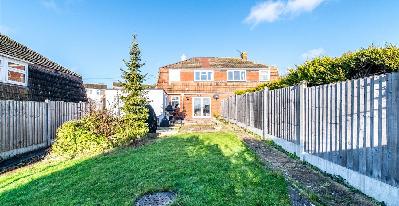 2 bedroom house for sale in Hoo | Robinson Michael & Jackson