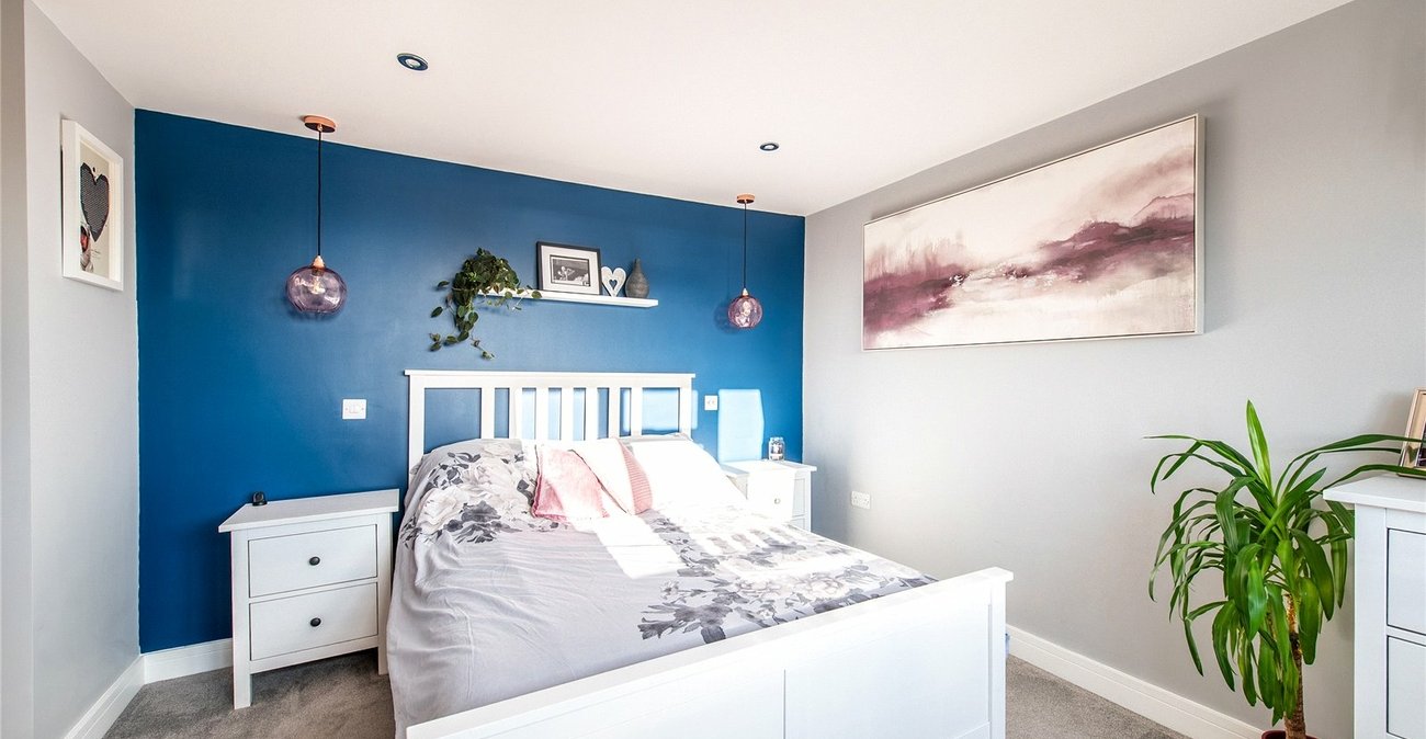 2 bedroom house for sale in Hoo | Robinson Michael & Jackson