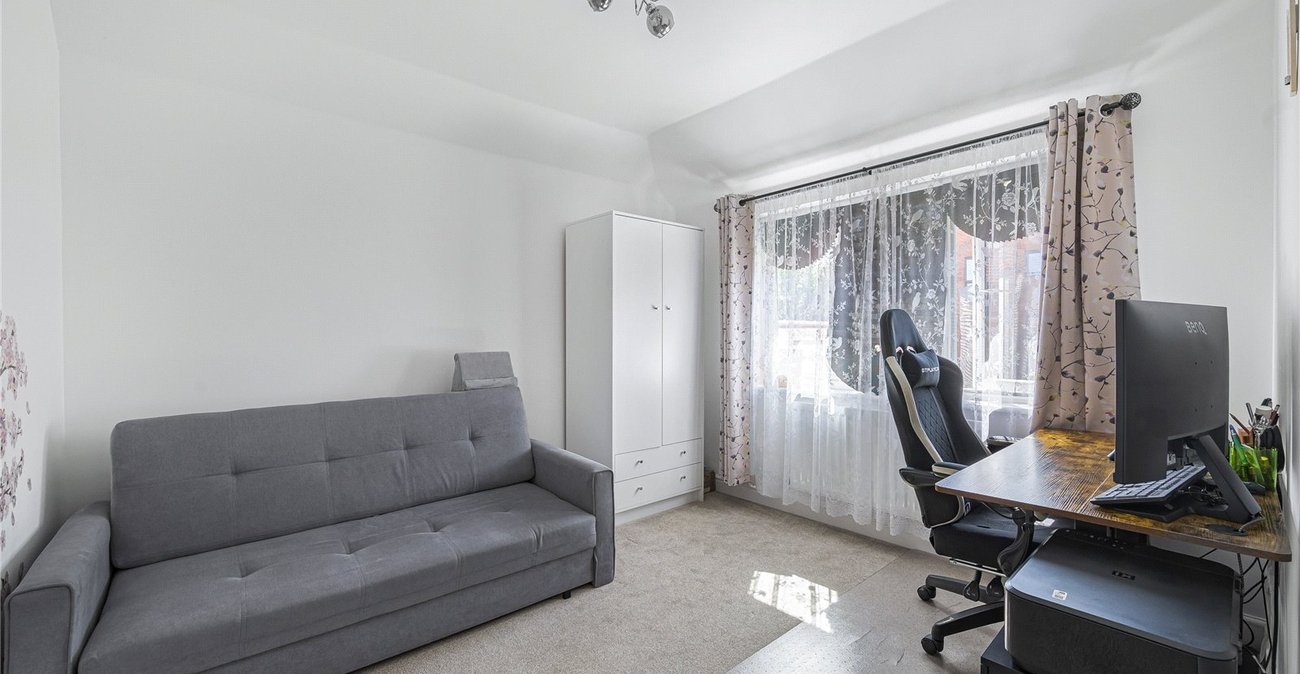 4 bedroom house for sale in Rochester | Robinson Michael & Jackson