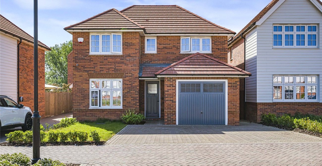 4 bedroom house for sale in Rochester | Robinson Michael & Jackson