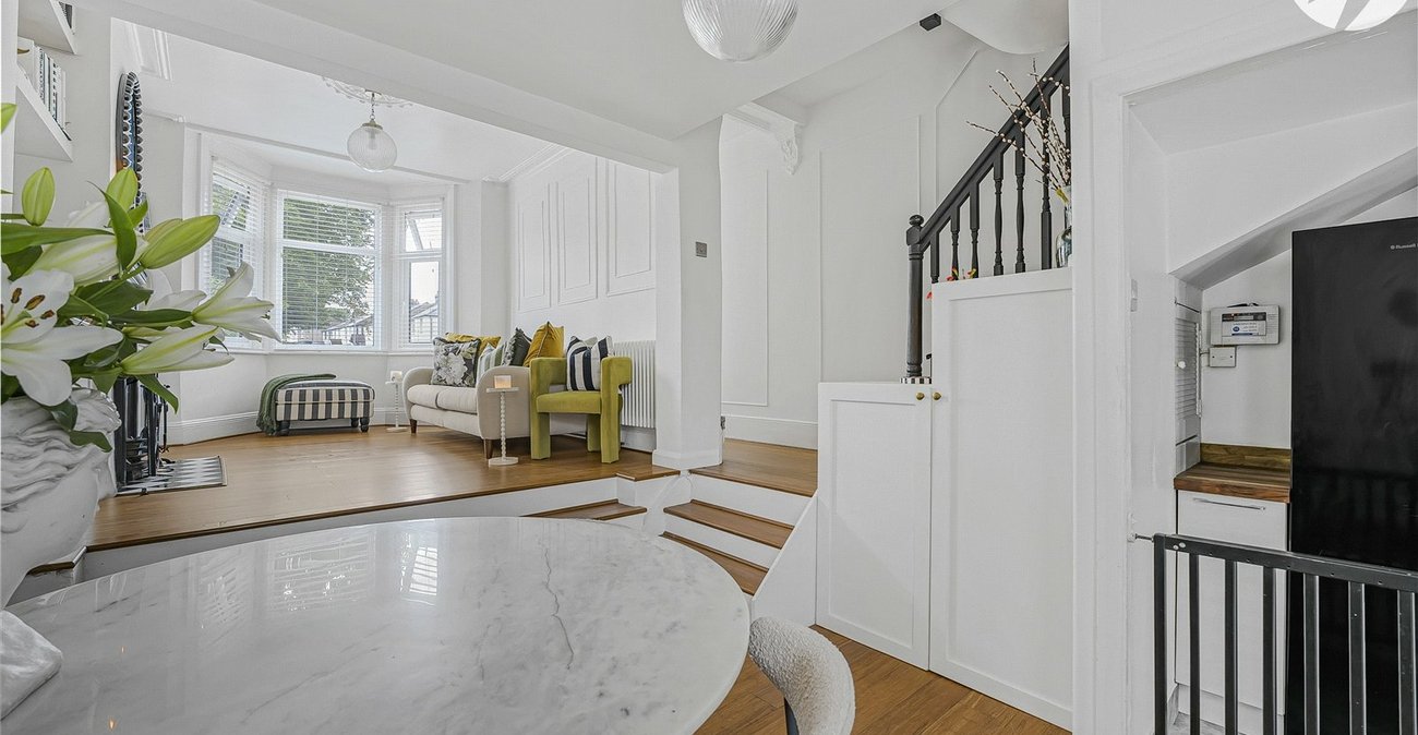 2 bedroom house for sale in Greenhithe | Robinson Jackson