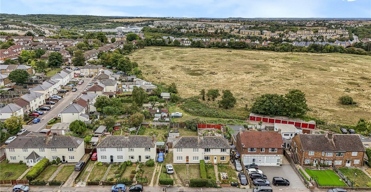 3 bedroom house for sale in Greenhithe | Robinson Jackson