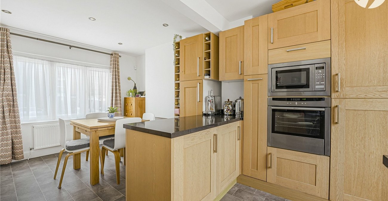 3 bedroom house for sale in Greenhithe | Robinson Jackson