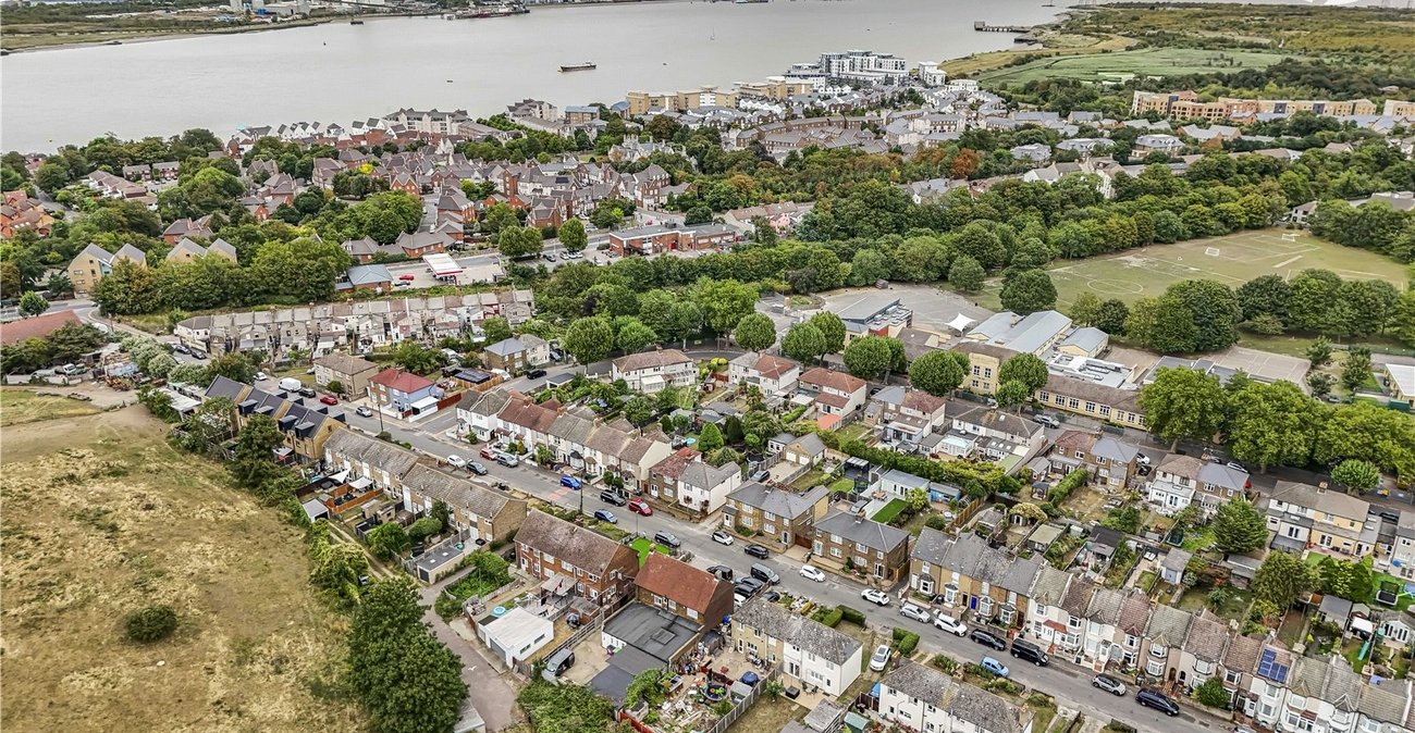 3 bedroom house for sale in Greenhithe | Robinson Jackson