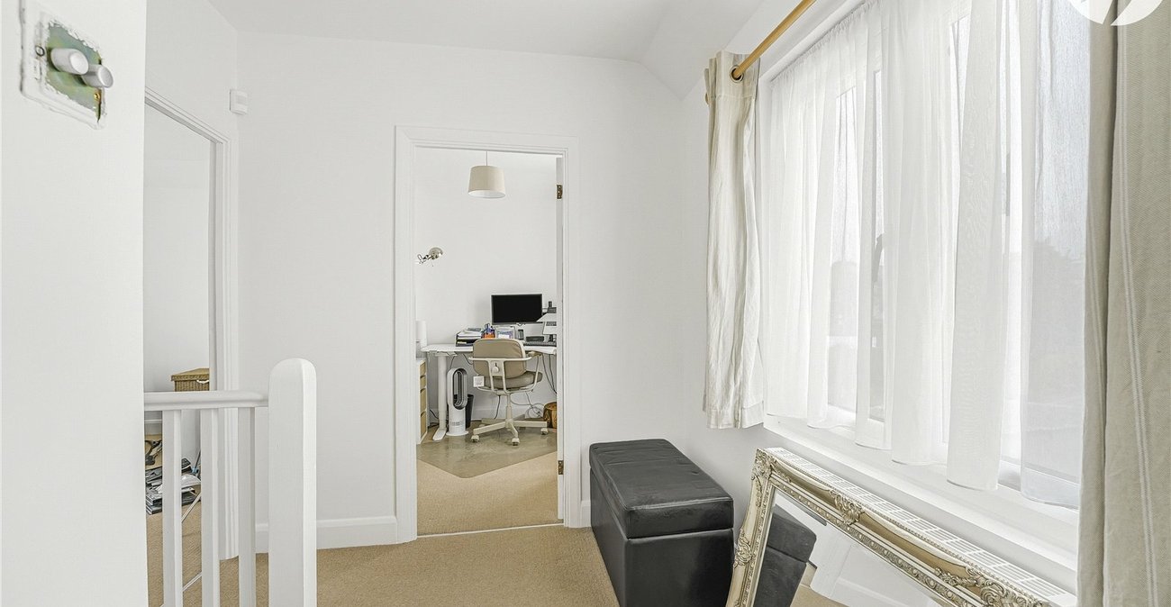 3 bedroom house for sale in Greenhithe | Robinson Jackson