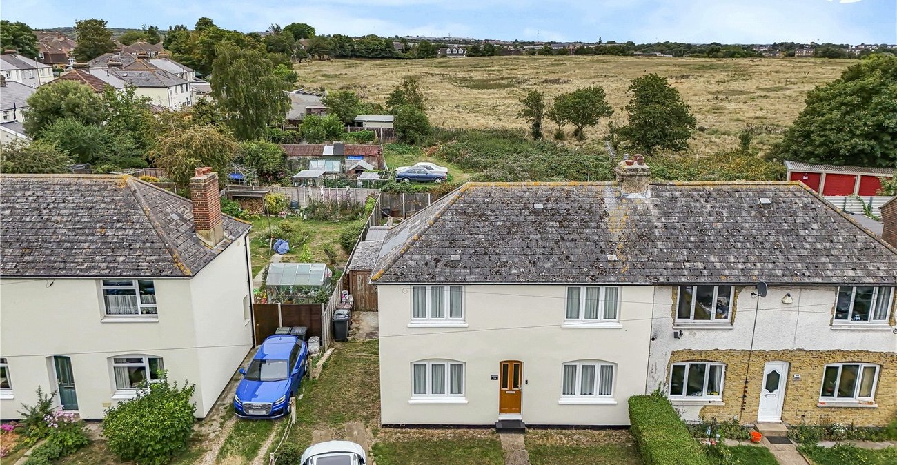 3 bedroom house for sale in Greenhithe | Robinson Jackson